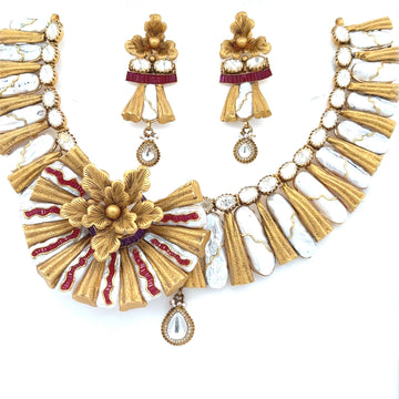 Ishani Gold Necklace
