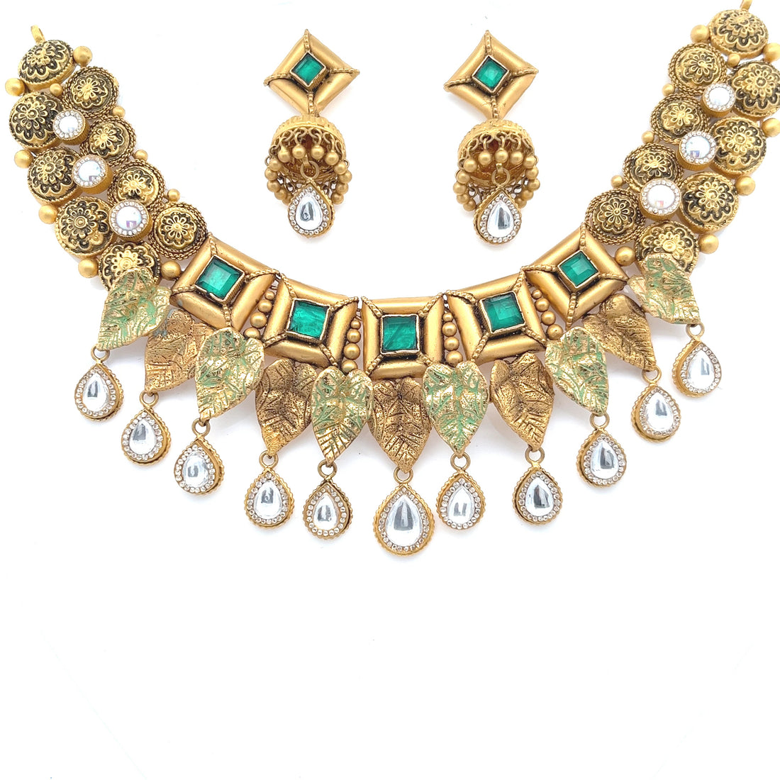 Ishita Gold Necklace
