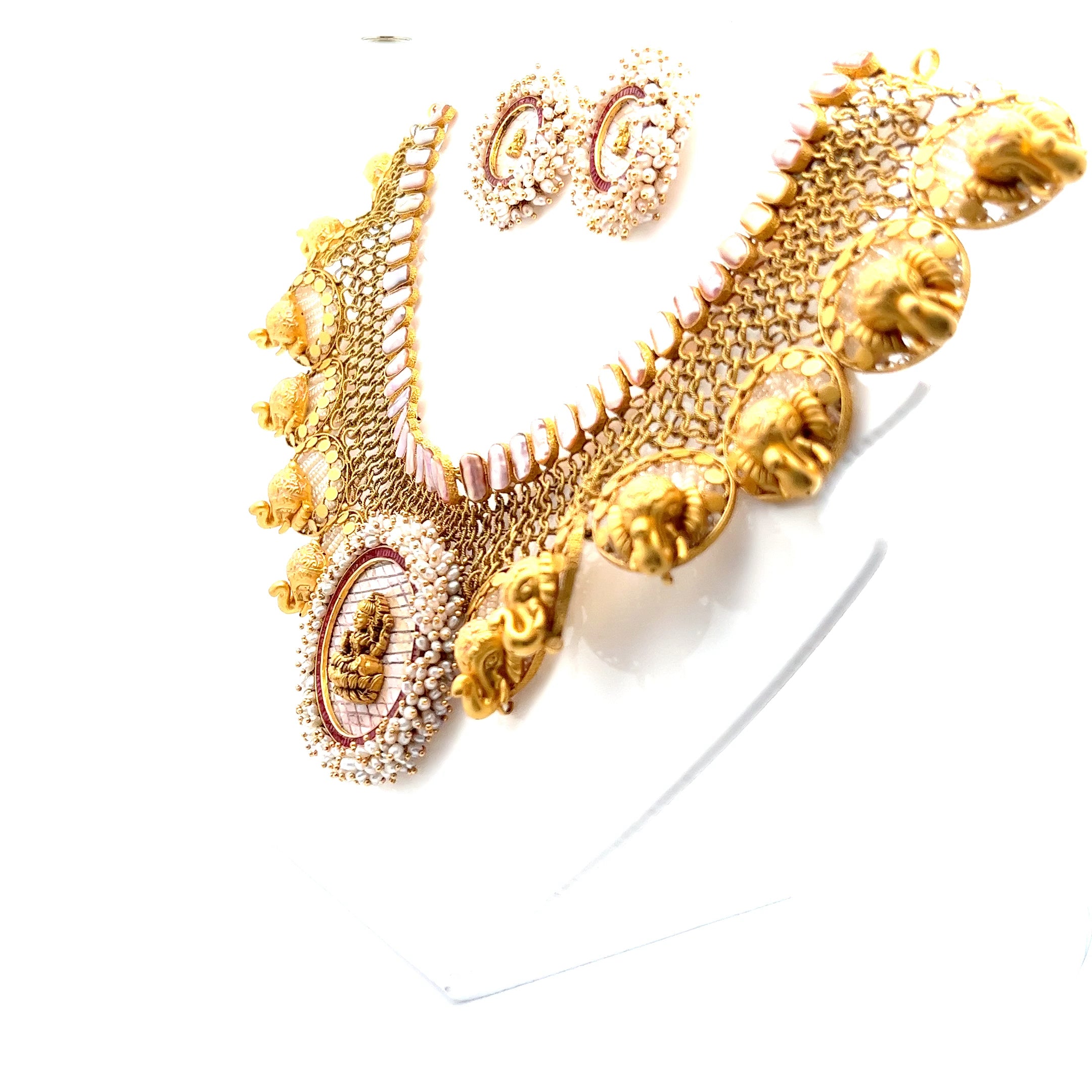Ishika Gold Necklace