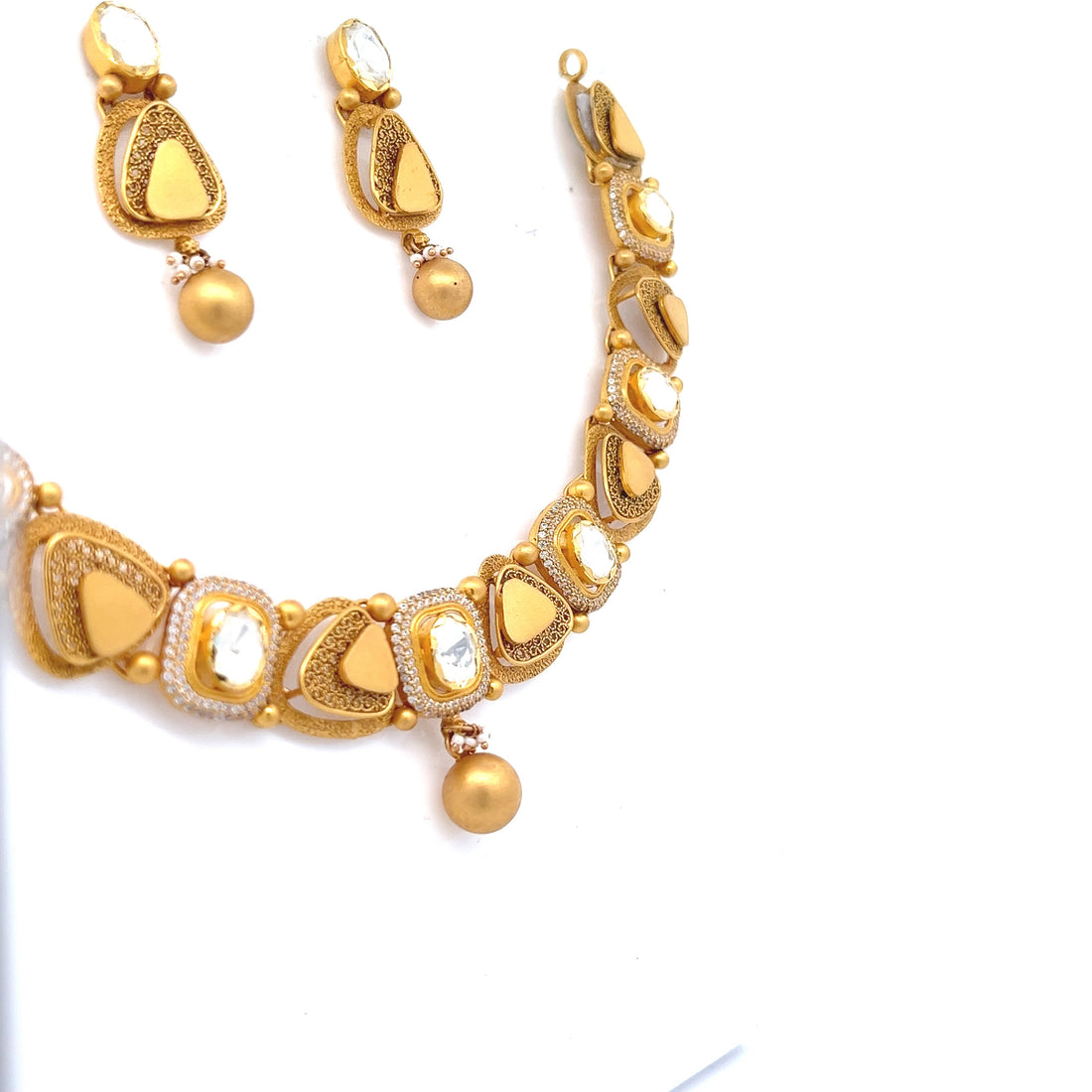 Geetika Gold Necklace