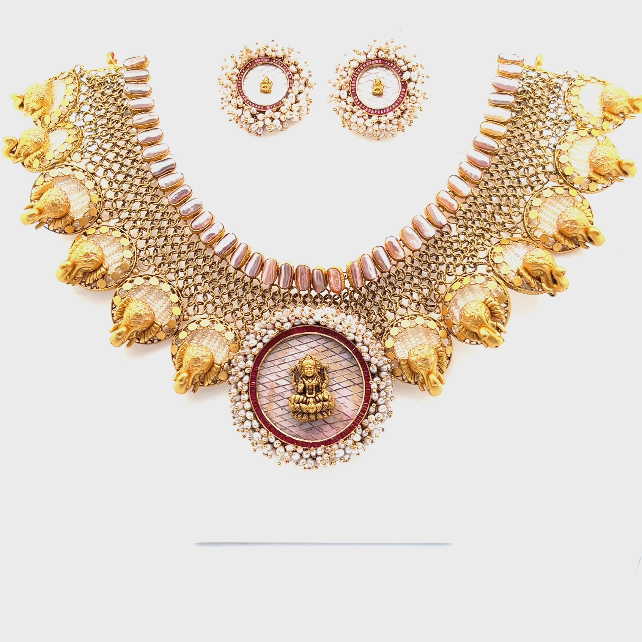 Ishika Gold Necklace