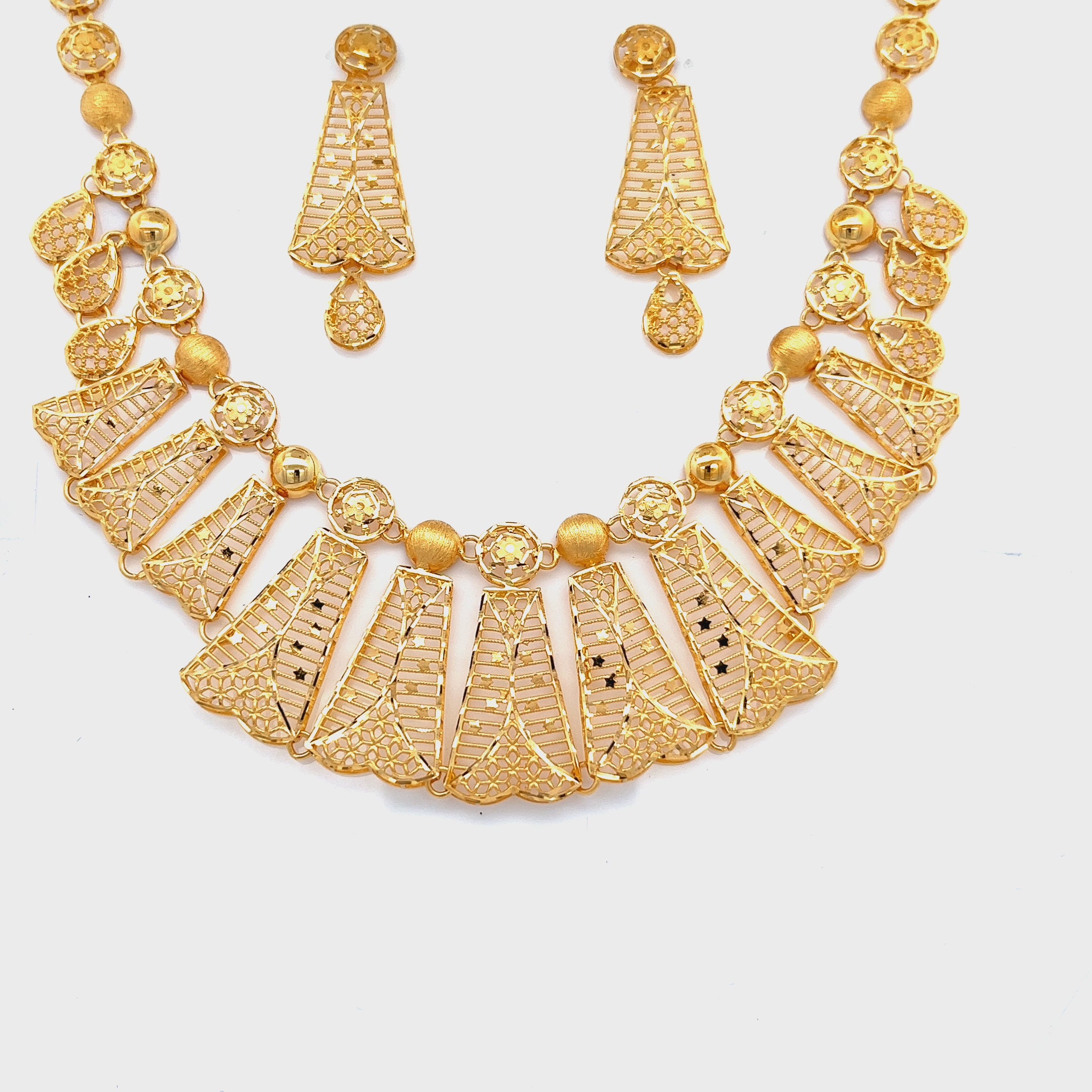 Lasya Gold Necklace