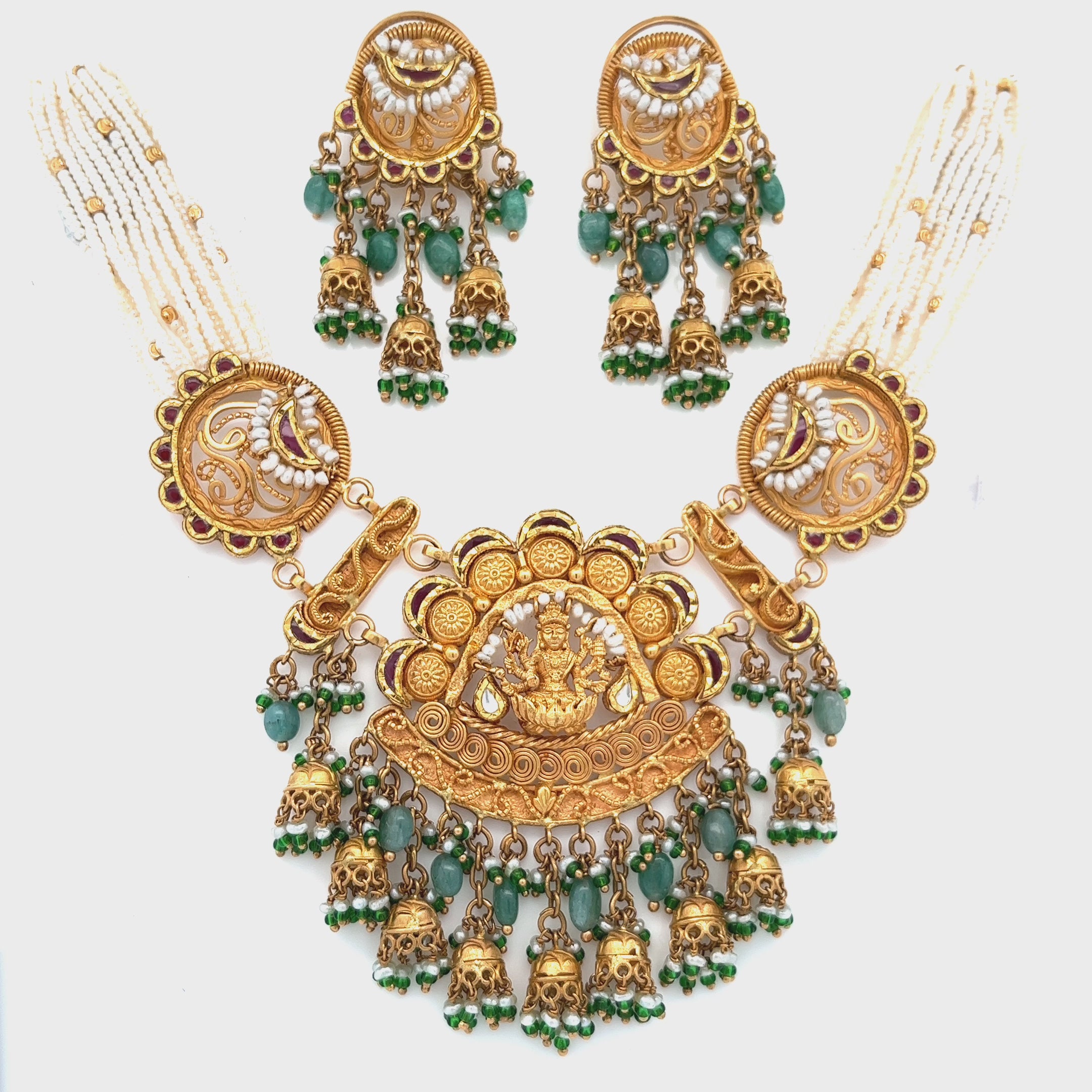 Hridya Gold Necklace
